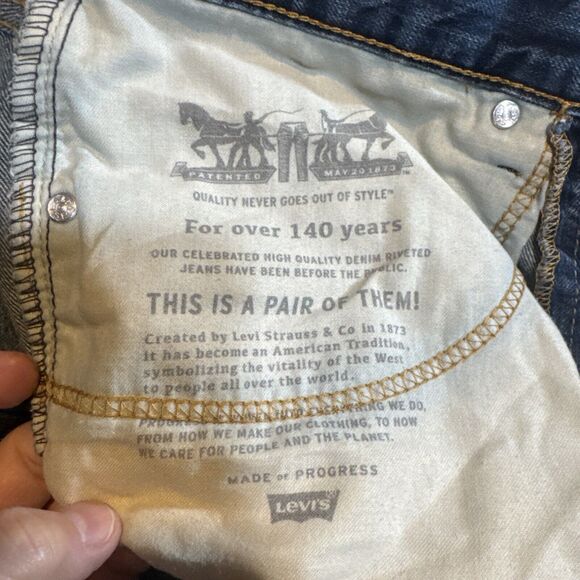 Levis 505 Jeans - Men’s - 34x34 - Blue‎ - Regular Fit Straight Leg Medium Wash - Picture 12 of 16